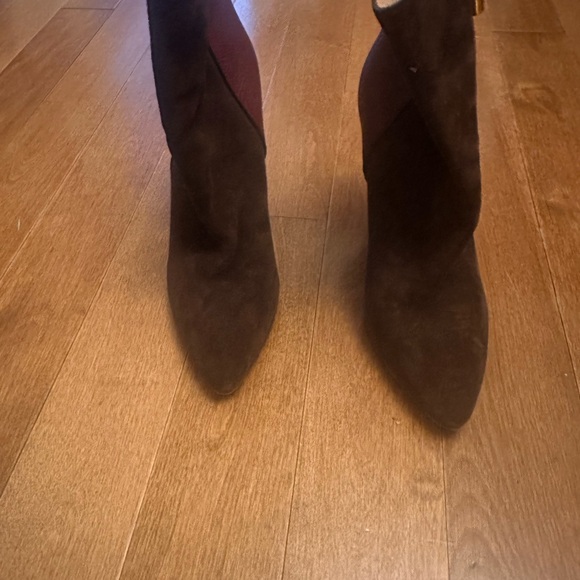Stuart Weitzman woman’s booties size 8 brown/oxblood coneheel half leather/suede - Picture 4 of 9